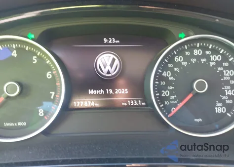 2013 Volkswagen Touareg Vr6 Sport from USA, damaged, VIN WVGEF9BP6DD001246